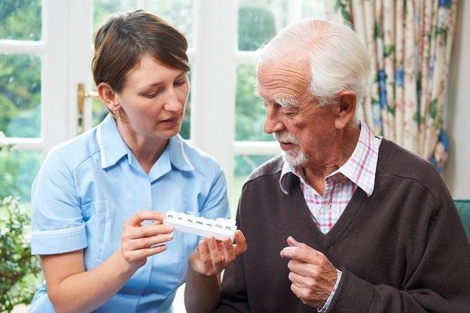 effective medication reminder tips for seniors